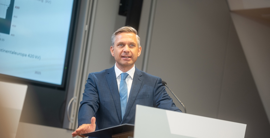Bundesminister Wolfgang Hattmannsdorfer