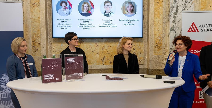 Präsentation Startup Monitor mit Staatssekretärin Zehetner und Bundesministerin Holzleitner