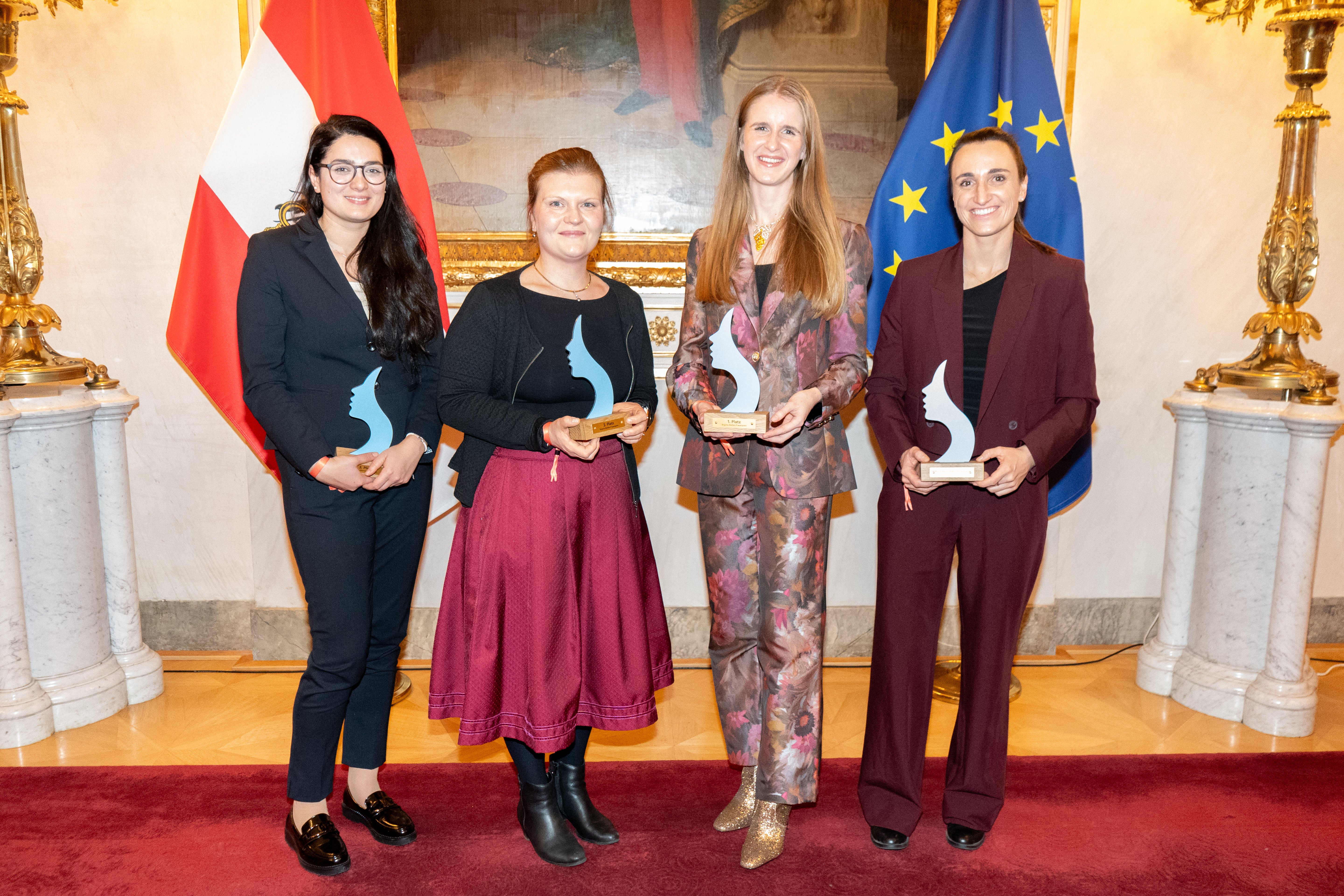 Die Preisträgerinnen: v.l. Marlene Rezk-Füreder, Anja Moser-Tscharf, Katharina Baumgartner und Lara Vadlau
