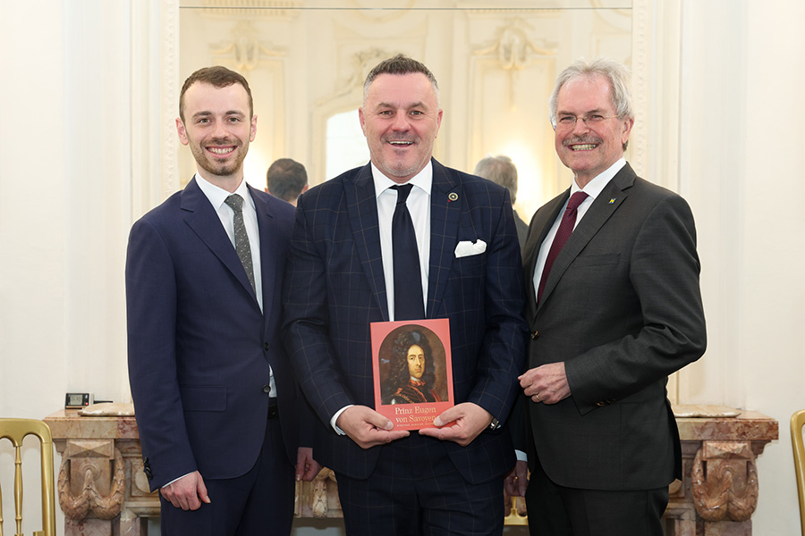 Generalsekretär des BMWET, Severin Gruber, Niederösterreichs Landtagspräsident Karl Wilfing und Andreas Zabadal, Bürgermeister von Engelhartstetten 