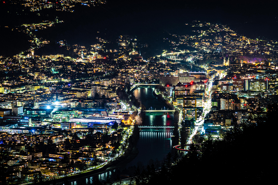 Innsbruck bei Nacht
